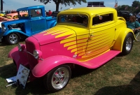 1932-Ford-yellow-pink-scallops-ggr.jpg