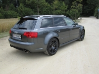 Audi_RS4_V8_018.jpg